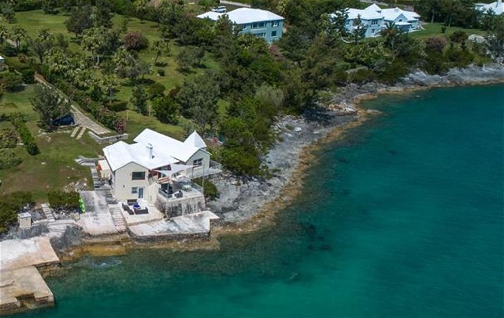 Peace Haven Waterfront Cottage - Caribbean Real Estate ...