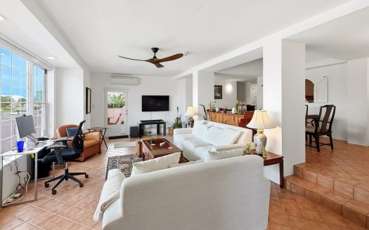 Modern Apartment – Unit 402