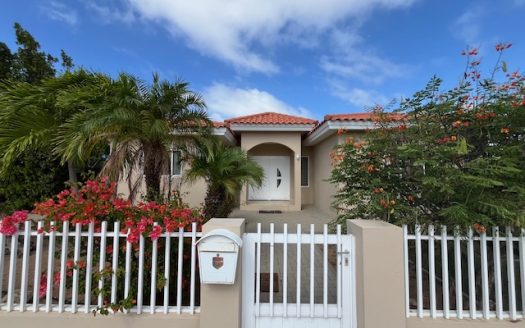 Long term Family Home in Boegoeroei