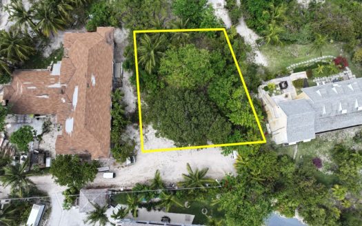 PENDING Harbour Island Lot