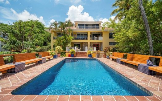 Nassau Home For Sale