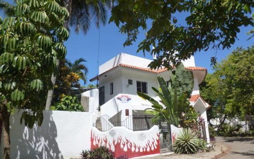 Beachfront Restaurant in Costambar